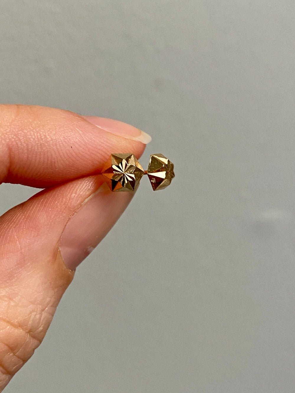 Vintage 18k solid gold starburst stud earrings