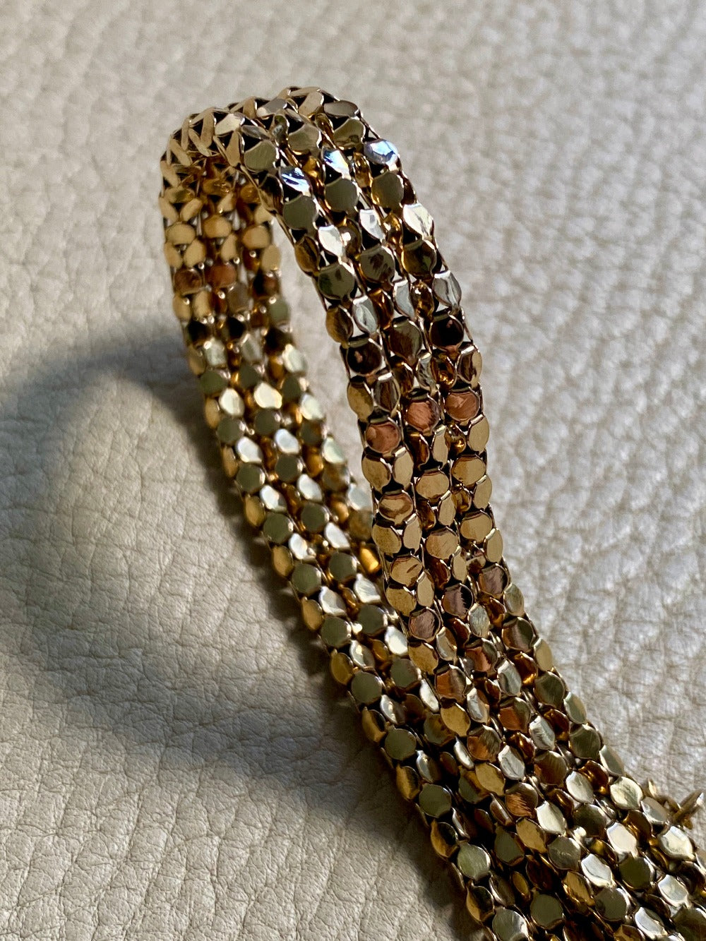 Honeycomb link triple strand bracelet - 18k gold - 7 inch length