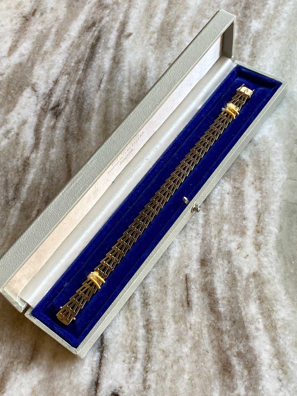 Vintage Scandinavian V Link Bracelet in 14k Gold Signed SV Glymerrs - 7.4 inch length