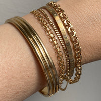 SLEEK! 18k gold tri-color vintage chevron pattern bracelet - 7 inch length