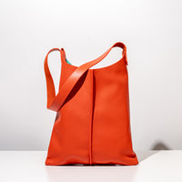 Wedge handbag - French lamb leather in Cherry red - Luxury edition *05