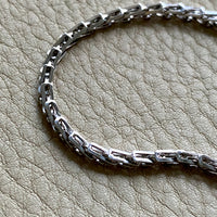 Vintage Italian 18k White Gold V-Link Necklace - 17 inch length