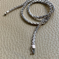 Vintage Italian 18k White Gold V-Link Necklace - 17 inch length