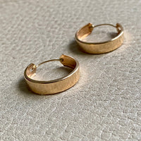 Classic 18k solid gold hoop earrings - just under 1 inch diameter