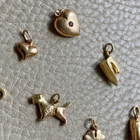 18k gold Swedish vintage charm or pendant - Embellished Heart with Red Stone