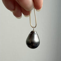 Large Tahitian Black Pearl Pendant on 18k white gold bail - 0.8 inch drop