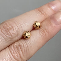 Vintage 18k solid gold starburst stud earrings