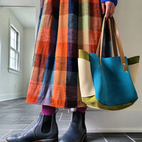 Design your own CUSTOM colorway with Jill - Brev carryall leather bag