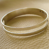 1965 Modernist Finnish silver polished bracelet with oval cutout