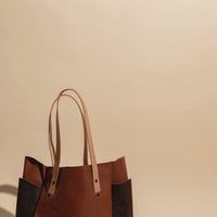 Brev MEDIUM carryall - Dark Chocolate & Black