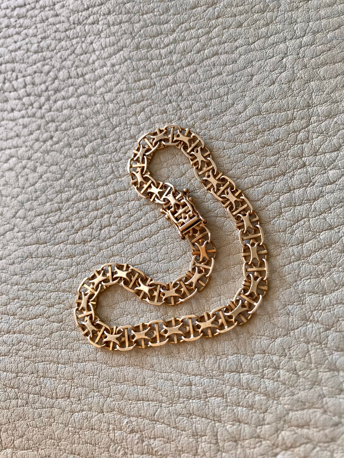 Mattias Bebinni - 18k gold bracelet x-link with bars