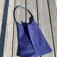 Wedge bag - Lapis blue suede
