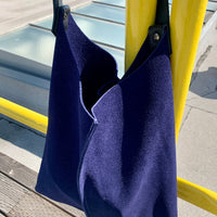 Wedge bag - Lapis blue suede
