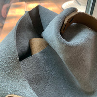 Wedge bag -  Graphite gray suede