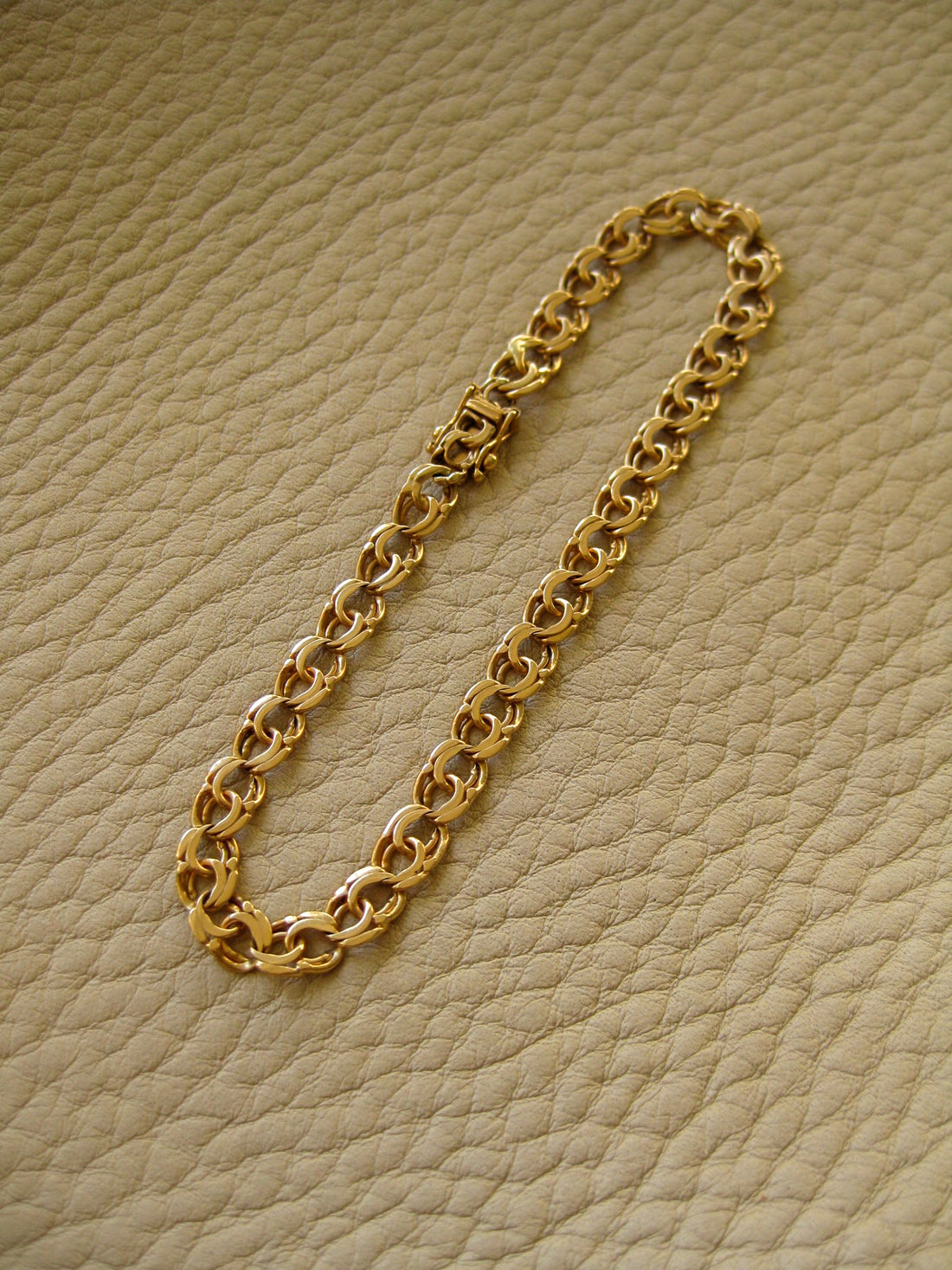 Delicate 18k double-link solid gold bracelet - Trelleborg, Sweden 1963