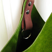 Wedge bag -  Leaf green suede