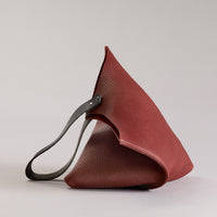 Wedge bag - Port bull hide