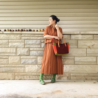 Design your own CUSTOM colorway with Jill - Brev carryall leather bag
