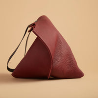 Wedge bag - Port bull hide