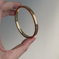Scandinavian vintage 18k Gold hinged bangle