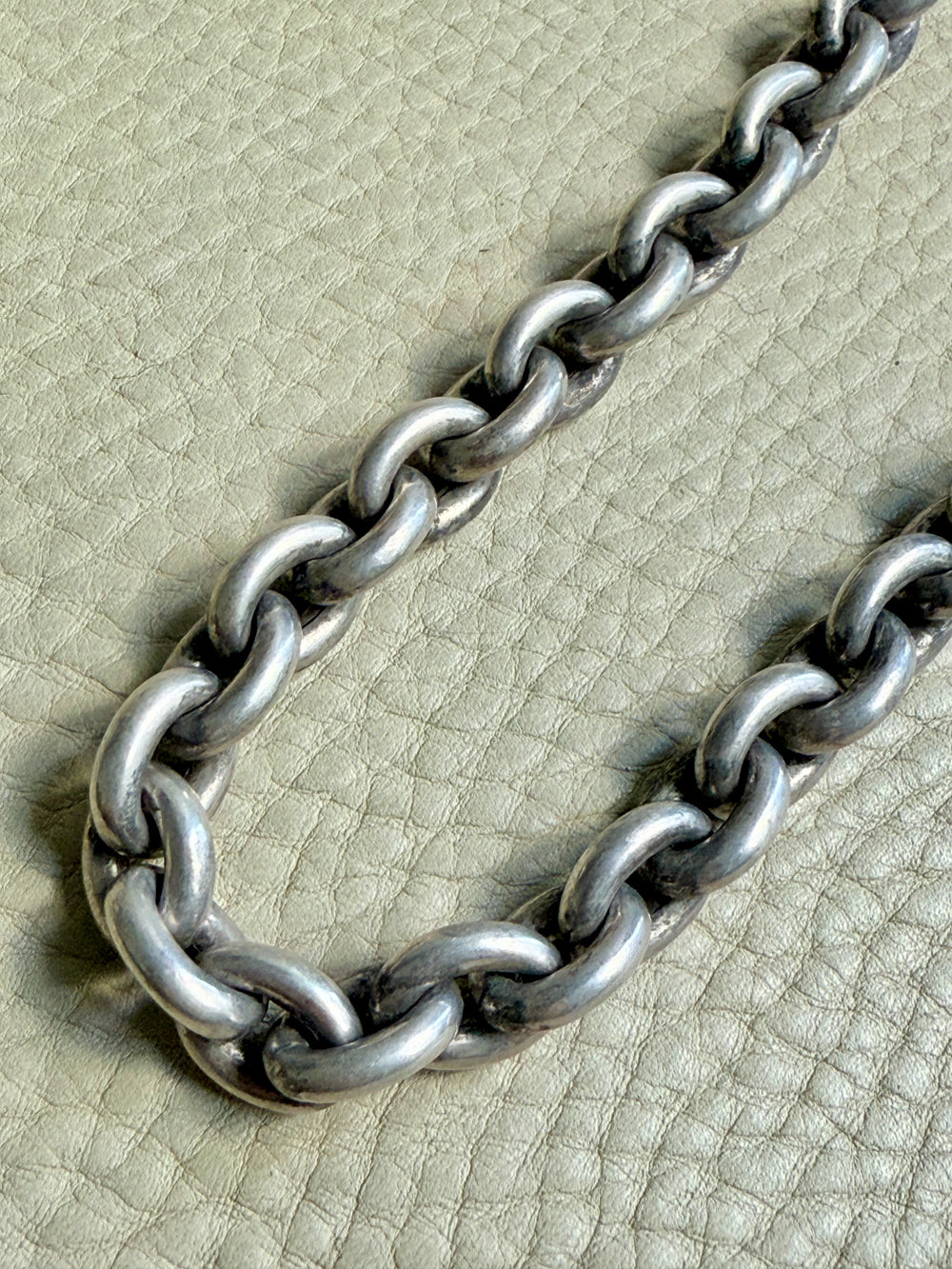 Antique Puffy Oval link Silver Chain with push clasp - 18” length