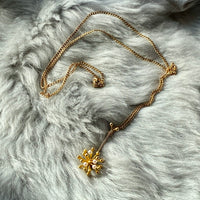 1969 - 14k gold Dandelion pendant with cultured Pearls - Vintage Finnish with long 28” original curb chain necklace