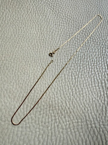 Skinny Vintage Italian S-chain in 18k gold - 16.75 inch length