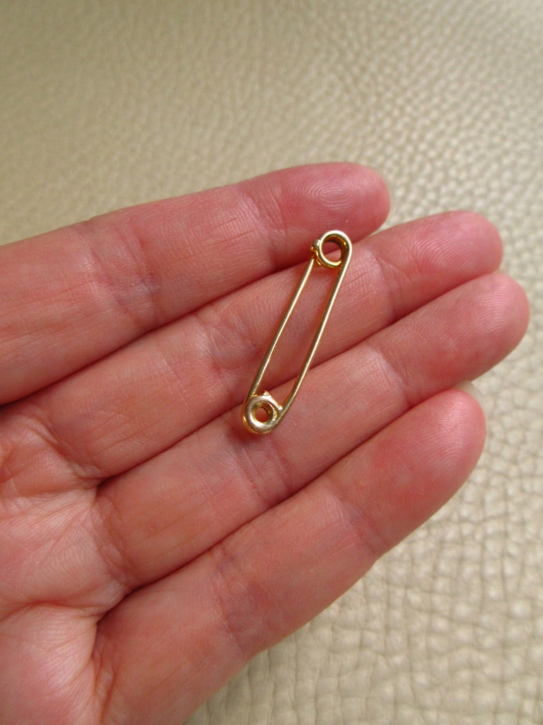 Antique UK 18k Gold Safety Brooch Pin or Extender – 1.2 Inch Length