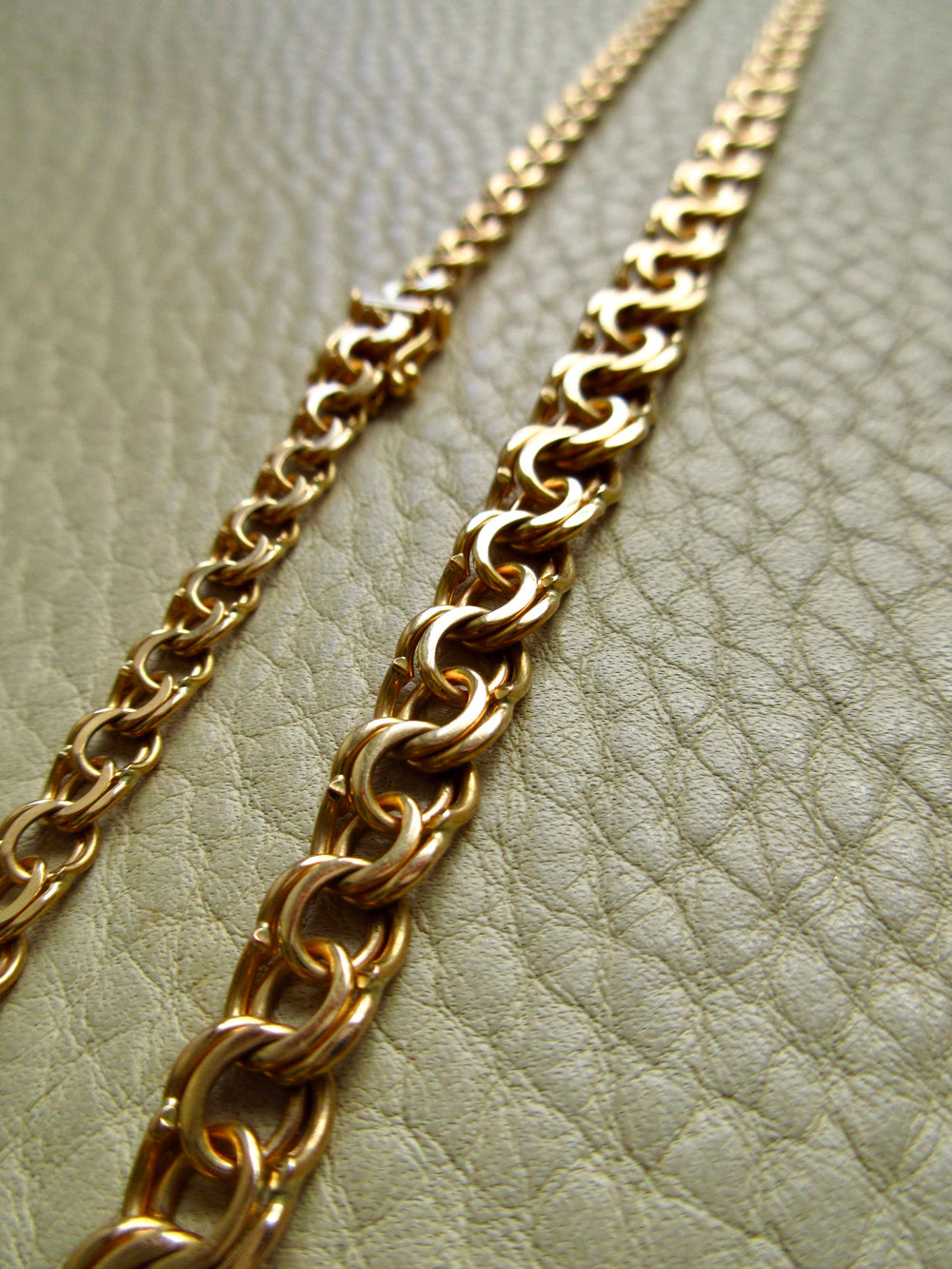 Swedish Vintage 18k Gold Necklace - Graduated Double Link Chain Necklace - 17.1 inch length