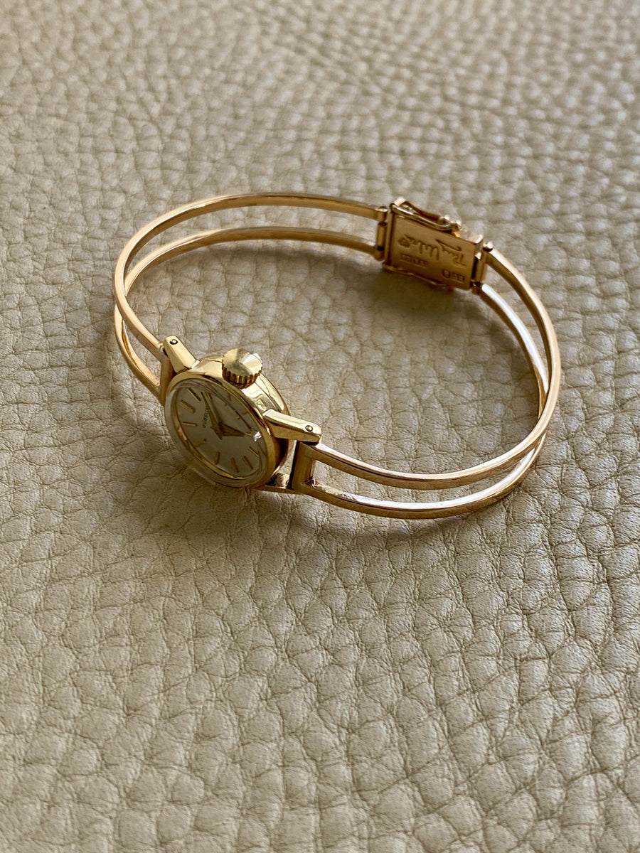 Vintage Ladies Gubelin Watch in 18k gold with bracelet band by Rey Urban 1960 - 6.25 inch interior