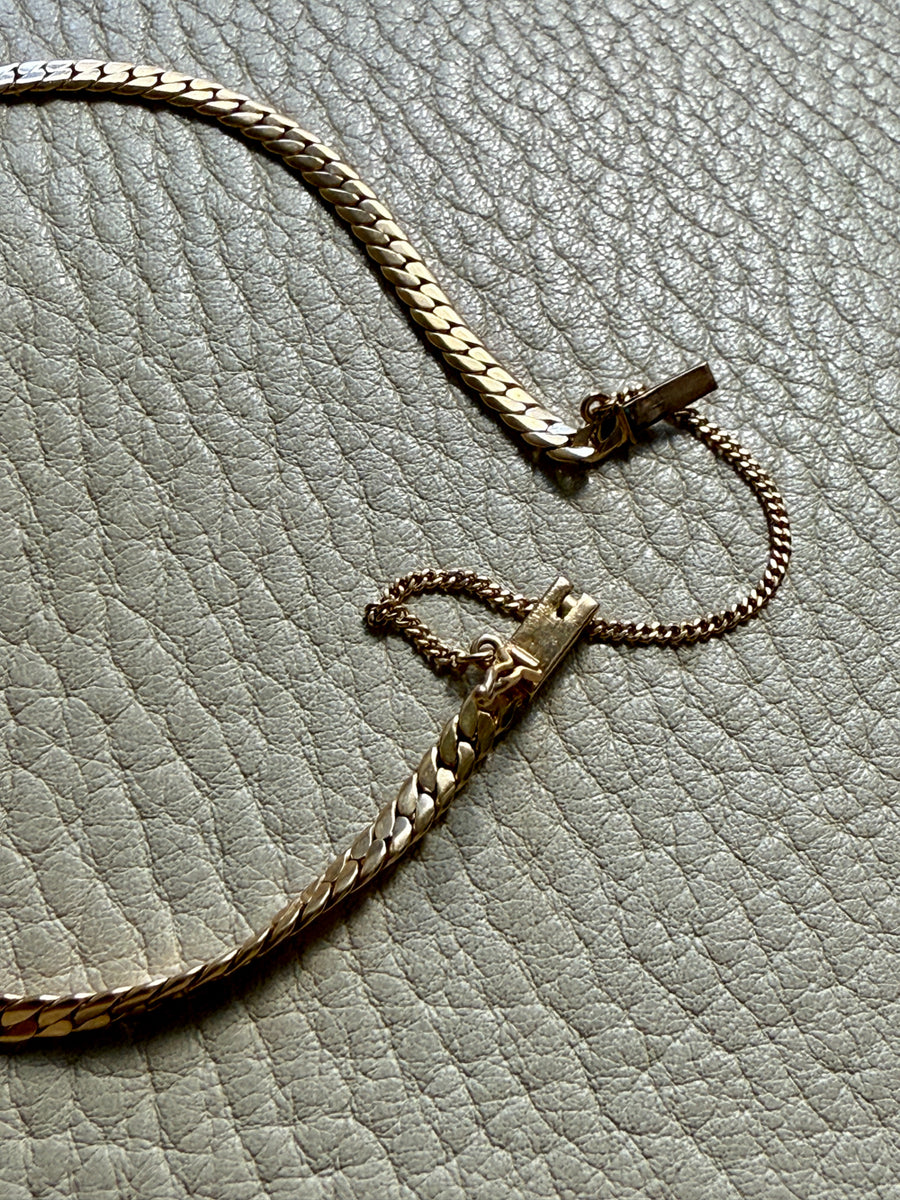 EXCELLENT! Vintage Swedish 18k Gold Tight Curb Bracelet with Safety Chain - 7 inch length