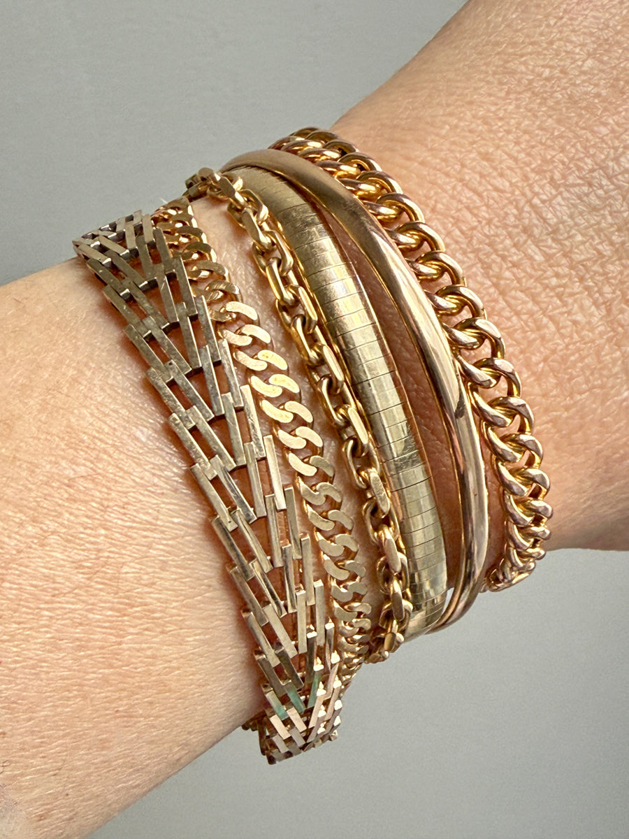 Vintage Scandinavian V Link Bracelet in 14k Gold Signed SV Glymerrs - 7.4 inch length