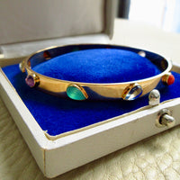 Mid-Century Danish Rainbow Teardrop Gemstone Bangle Bracelet 18k Gold – 7.6 Inch Circumference