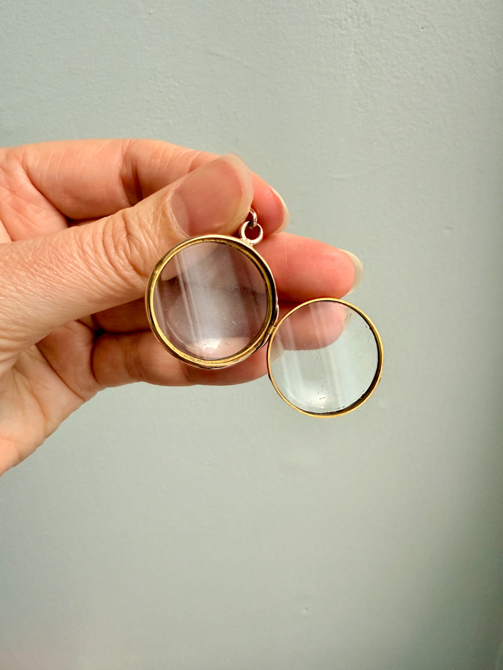 Jumbo ‘Pool of Light’ Antique Locket Pendant in 22k & 14k Gold - Victorian era - 1.1 inch diameter