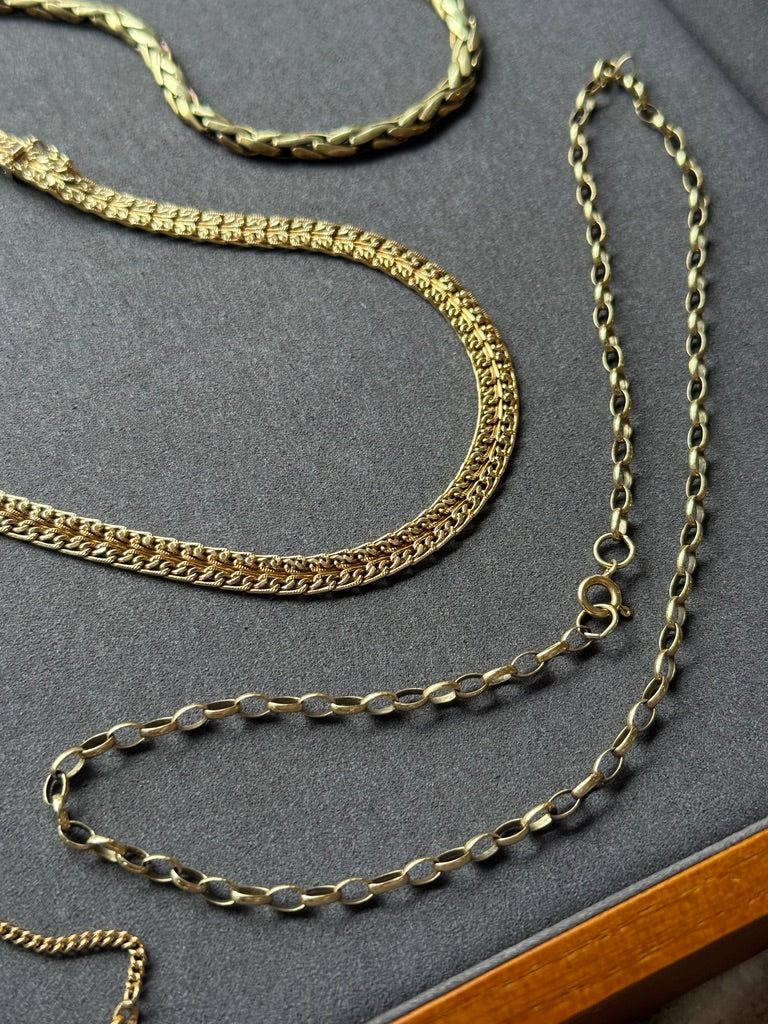 9k Gold English Oval Link Necklace - 17.75 inch length