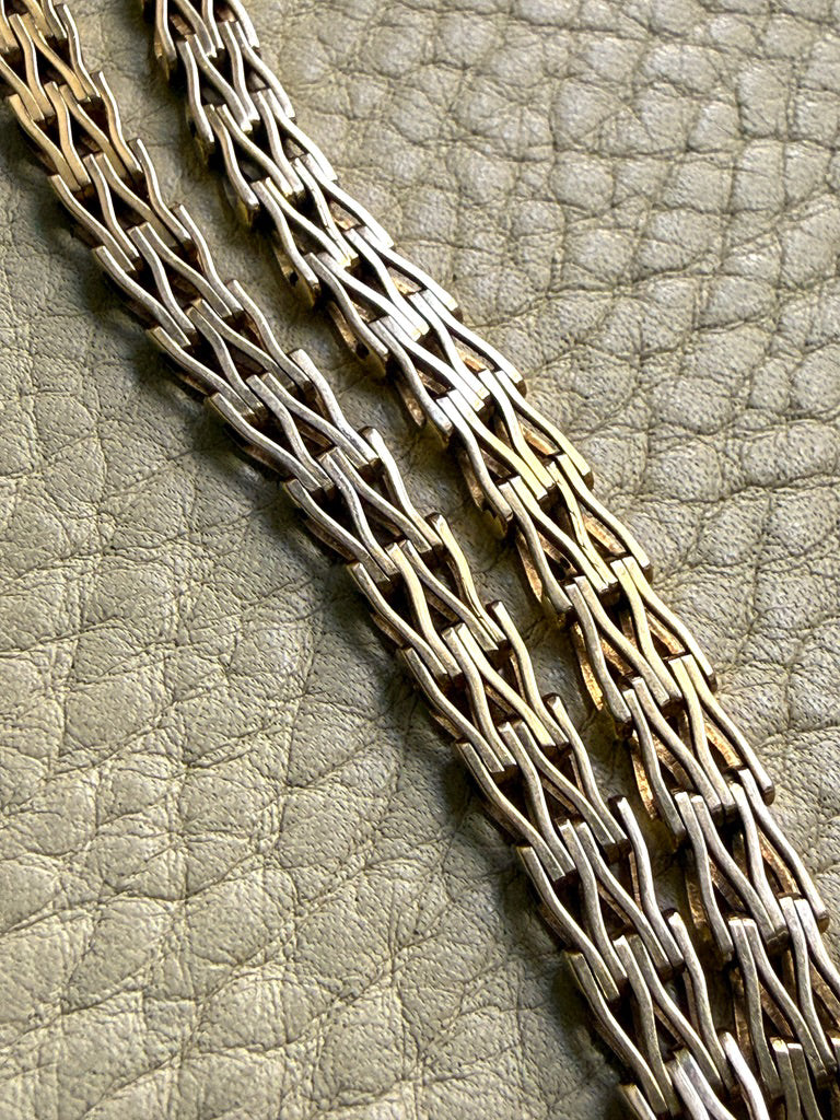 Exquisite 14k gold Wishbone link necklace by Jens Poul Asby - 16.2 inch length