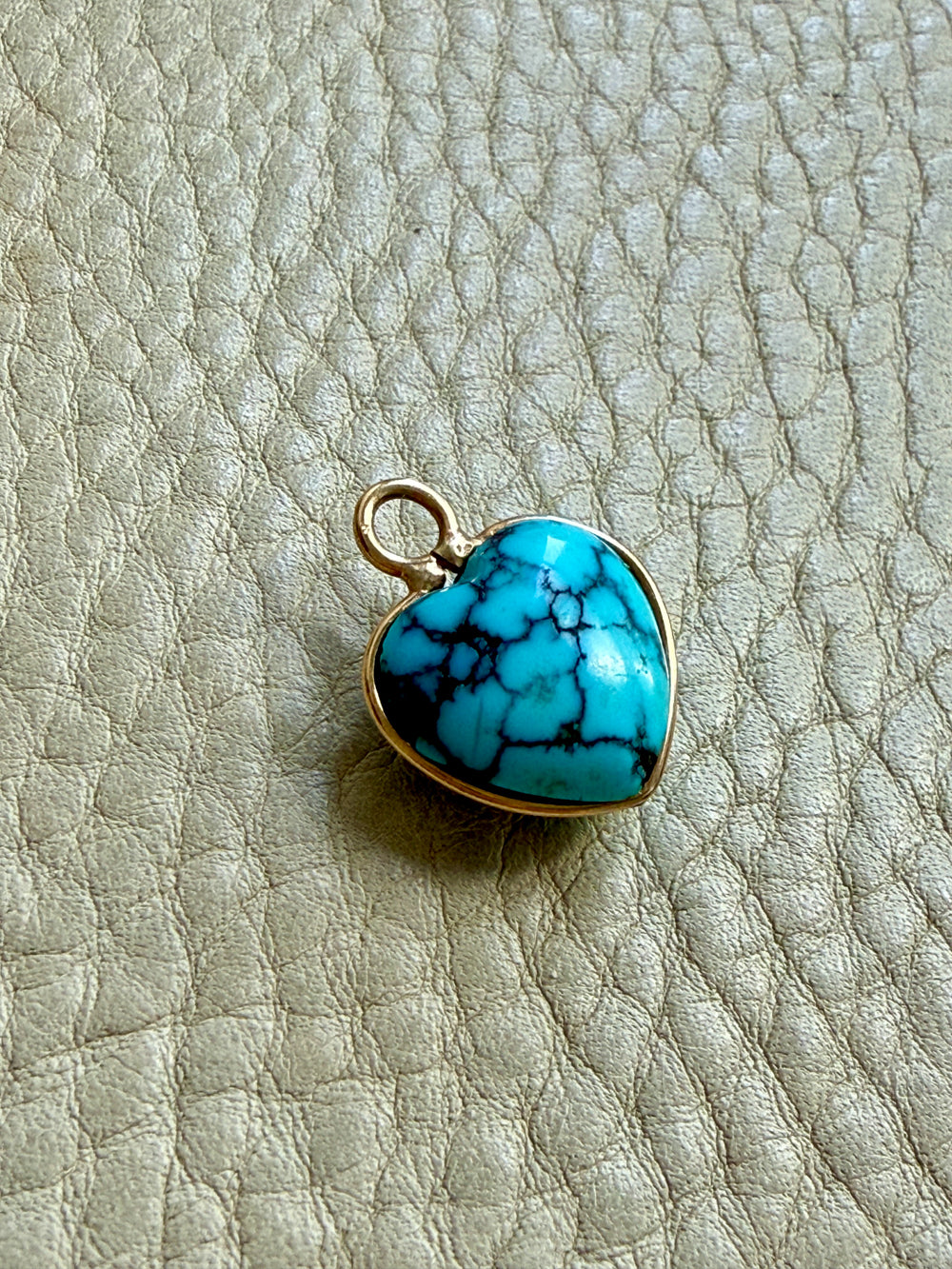 Puffy Vintage Turquoise Cabochon Bezel Set Heart Pendant 18k Gold – 0.8 inch drop