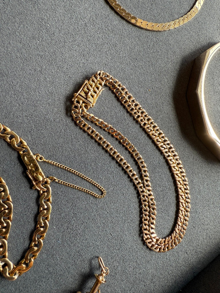 Midcentury era 18k gold Curb Link - Double strand bracelet - 7.6 inch length