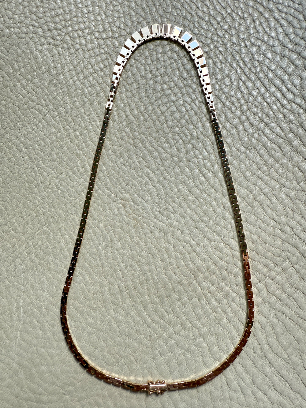 Shimmering Vintage 14k Gold Cleopatra Link Necklace - 17.8 inch length
