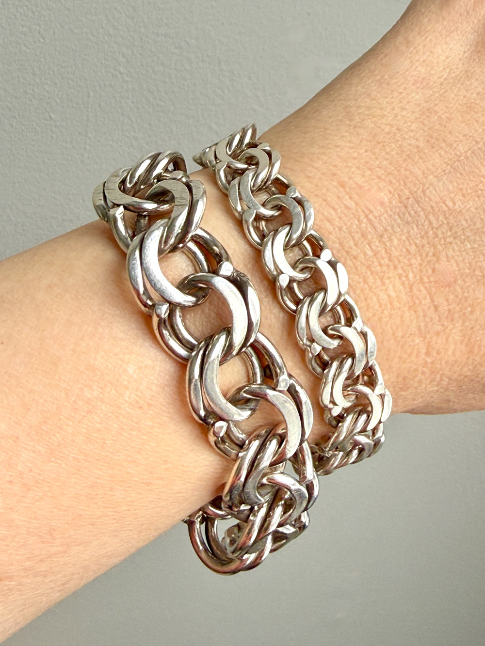 1976 Signed Heavy Swedish Double Curb Chain Silver Bracelet – 8.9 Inch Length