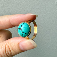 1966 Vintage Swedish 18k Gold Turquoise Cabochon Ring – Size 8