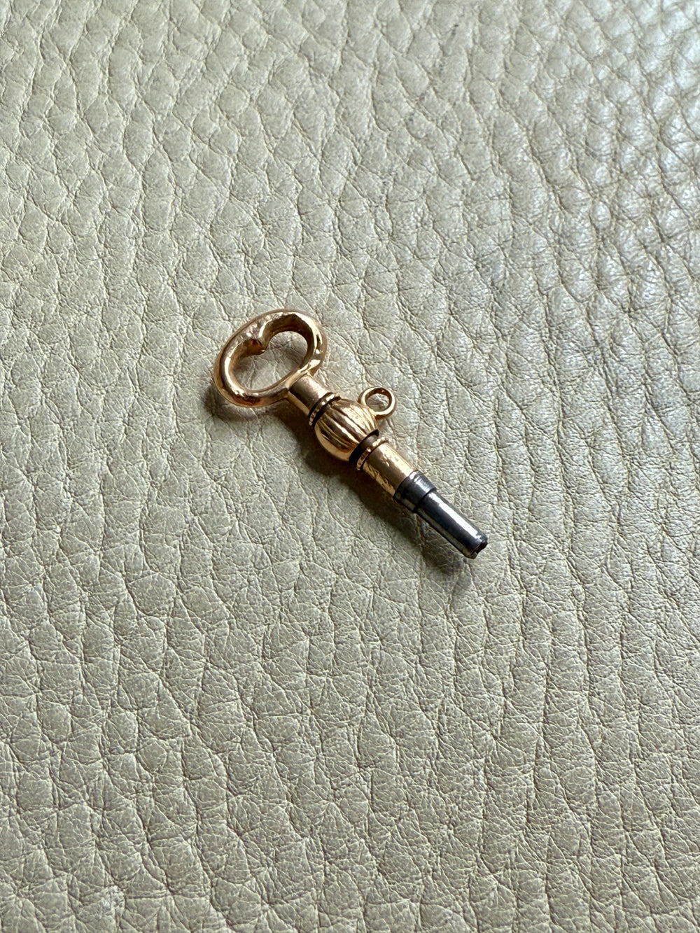 Antique 18k Gold Articulated Pocket Watch Key Pendant