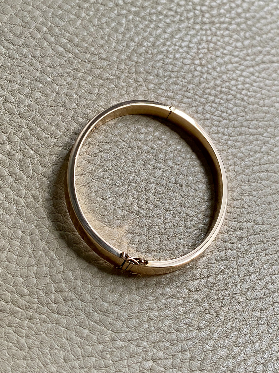 1940s era Modernist Swedish 18k Gold Hinged Bangle - maker Stigbert - 6.8 inch