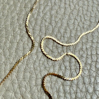 Skinny Vintage Italian S-chain in 18k gold - 16.75 inch length