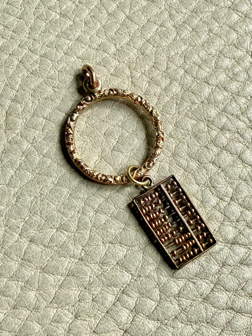 Patterned 14k Gold Ring Connector Pendant – 20.6 mm diameter