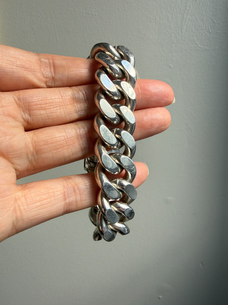 CHONK! 1976 SOLID Weighty 160 gram! Silver Curb Link Bracelet - 6.75 inch interior circumference