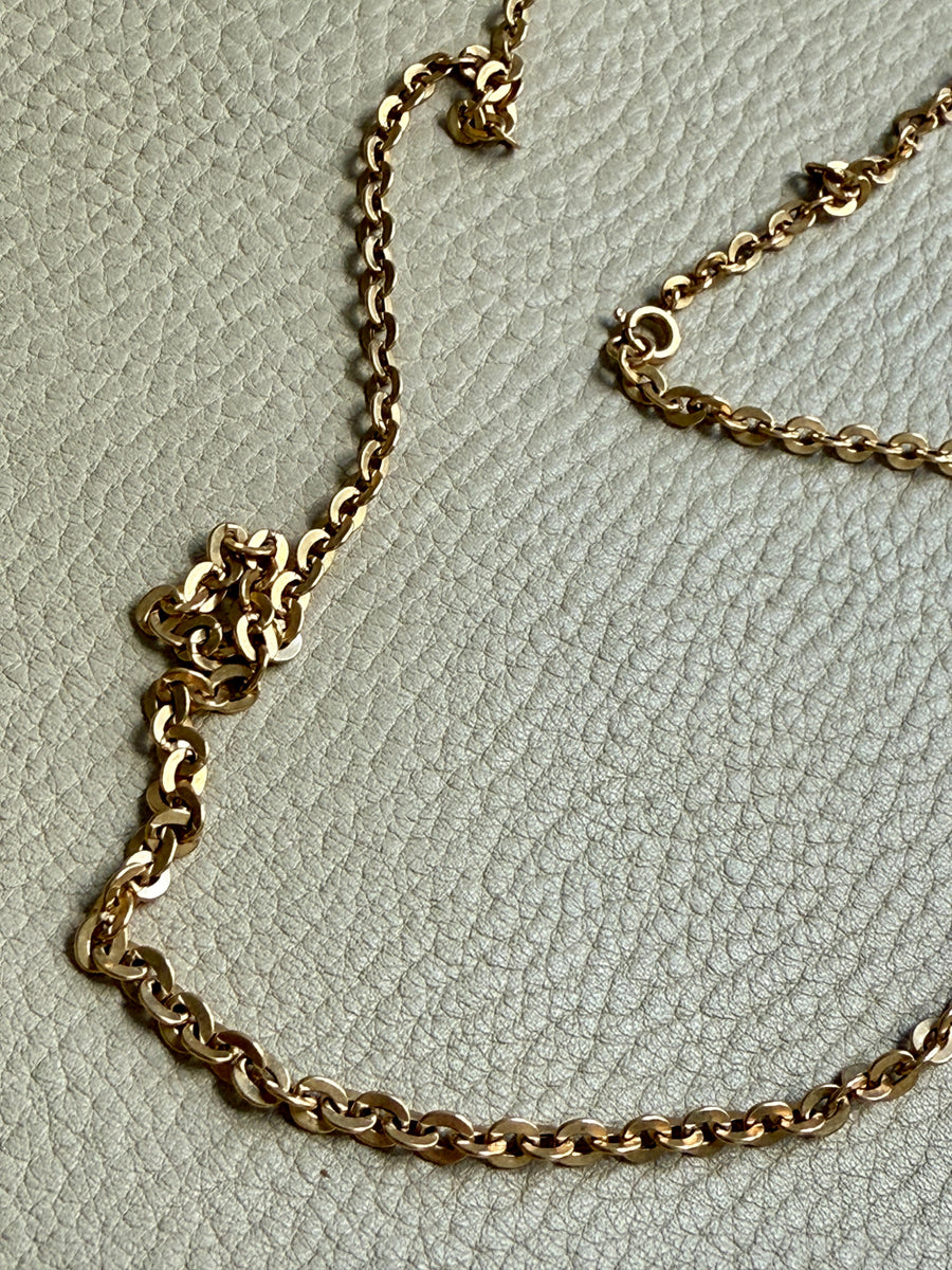 Italian Midcentury era Vintage Flat Oval link long chain in 18k gold - 32.3 inch length