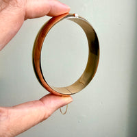 BEAUTIFUL! 1966 Finnish Vintage Round Wide Hinged Bangle 14k Gold- 7.3 inch interior circumference