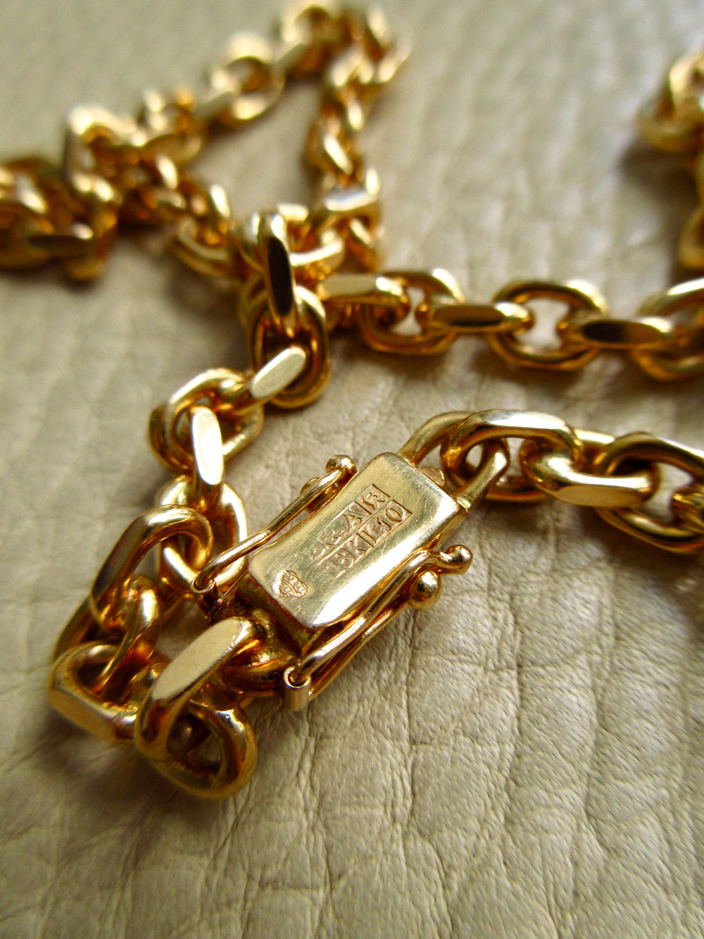 1985 Chunky 4.7mm Vintage Swedish 18k Gold 51g Biker Chain Necklace – 19.5" Length