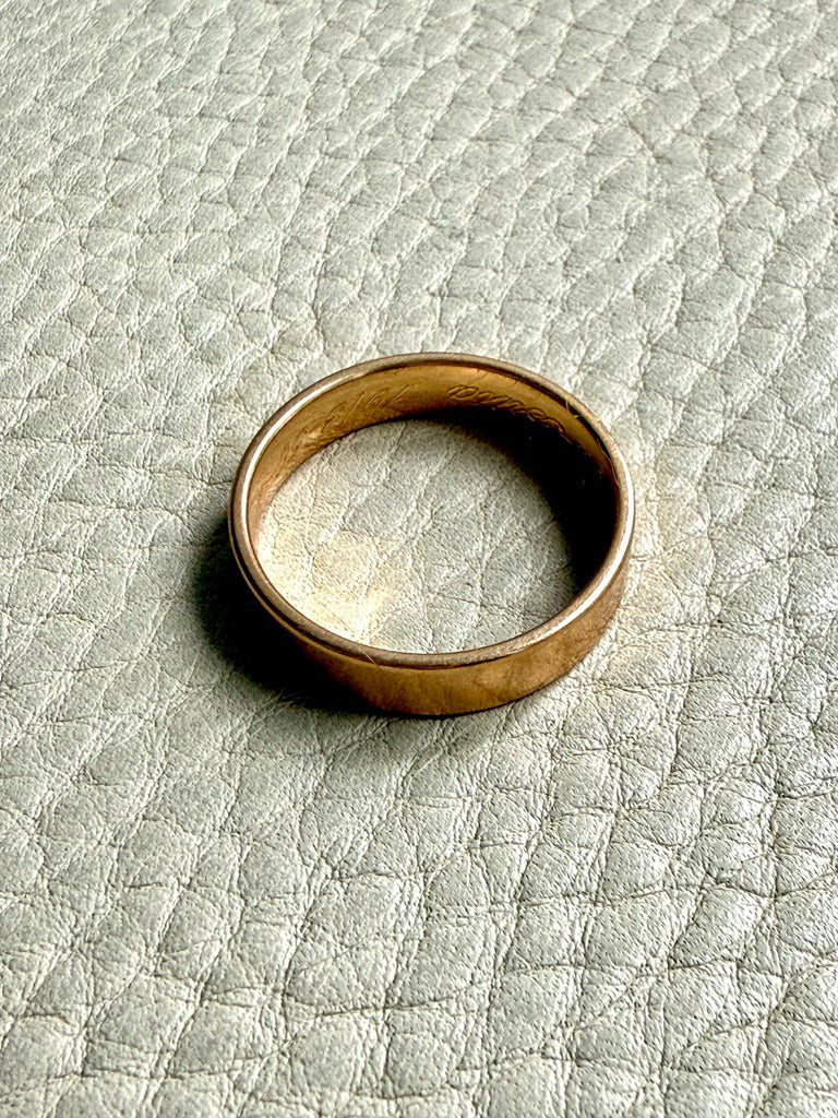 Wide Heavy 6 gram 18k Gold Band - Size 9.75